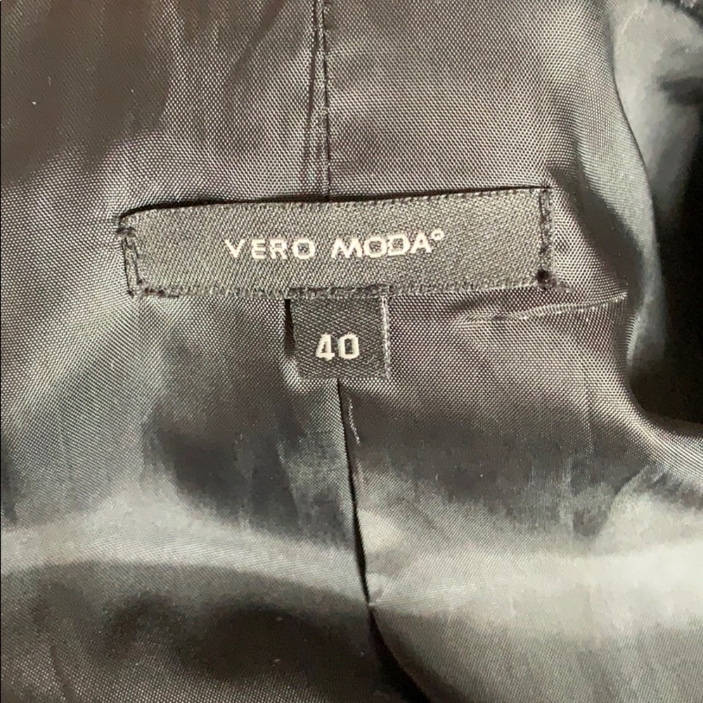 Vero Moda Black Blezer, size 6 - Picture 6 of 7